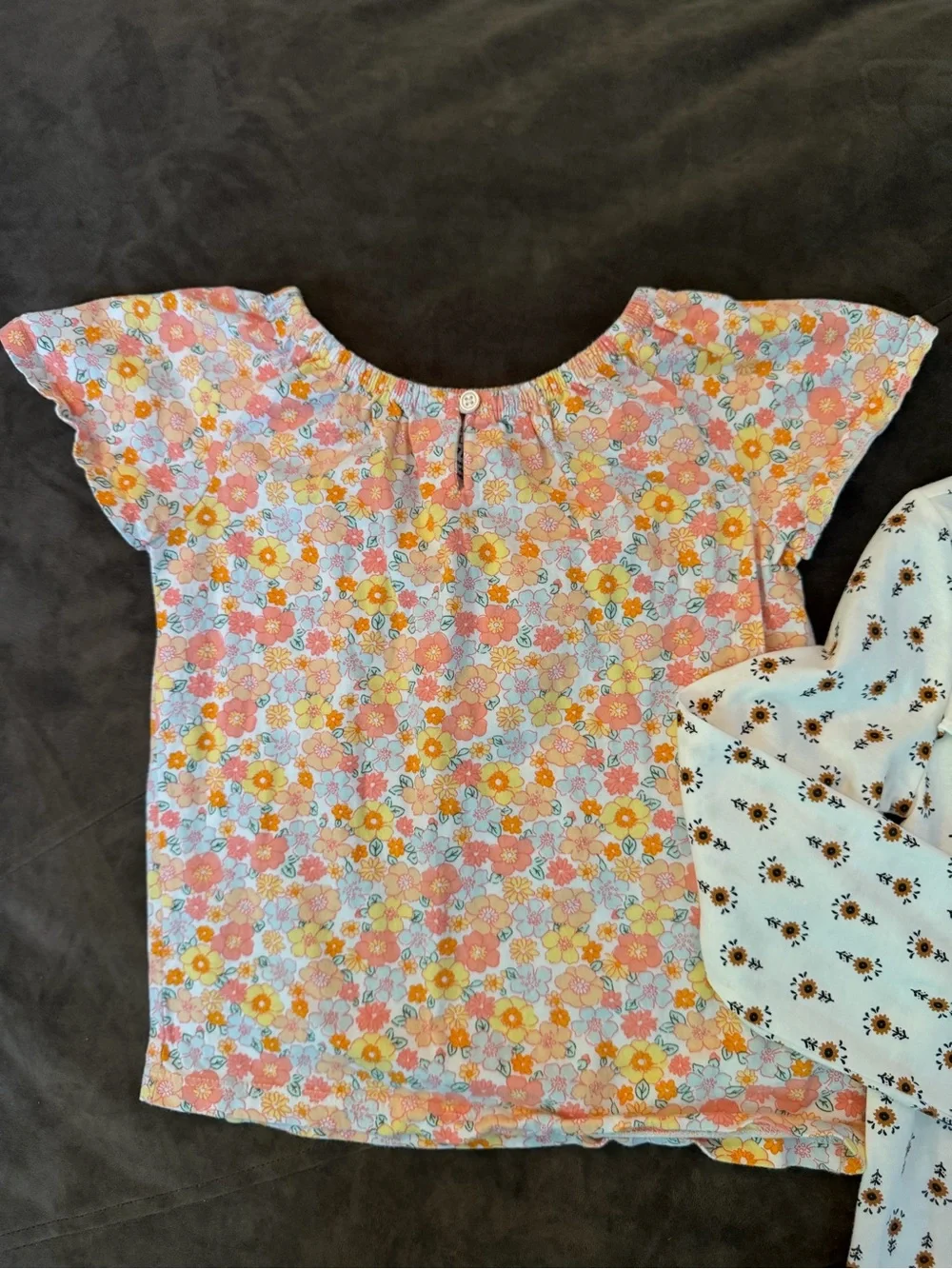 Set of (2) Carter's Floral Tops Daisies and Sunflowers